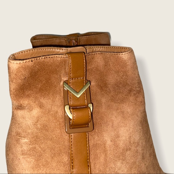 Calvin Klein heals - Picture 2 of 3